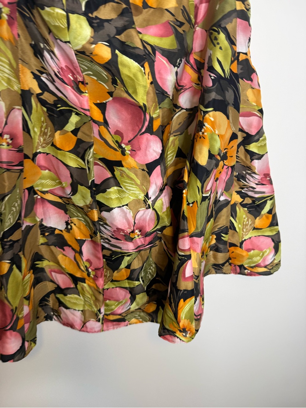 Talbots Floral A-Line Skirt in Pink, Green & Yellow silk size 18 - Picture 6 of 7